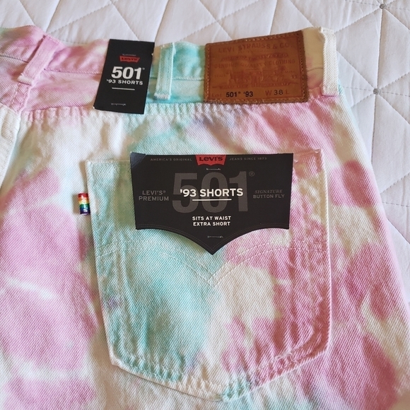 Levi's 501 '93 Shorts with tags - Picture 4 of 4